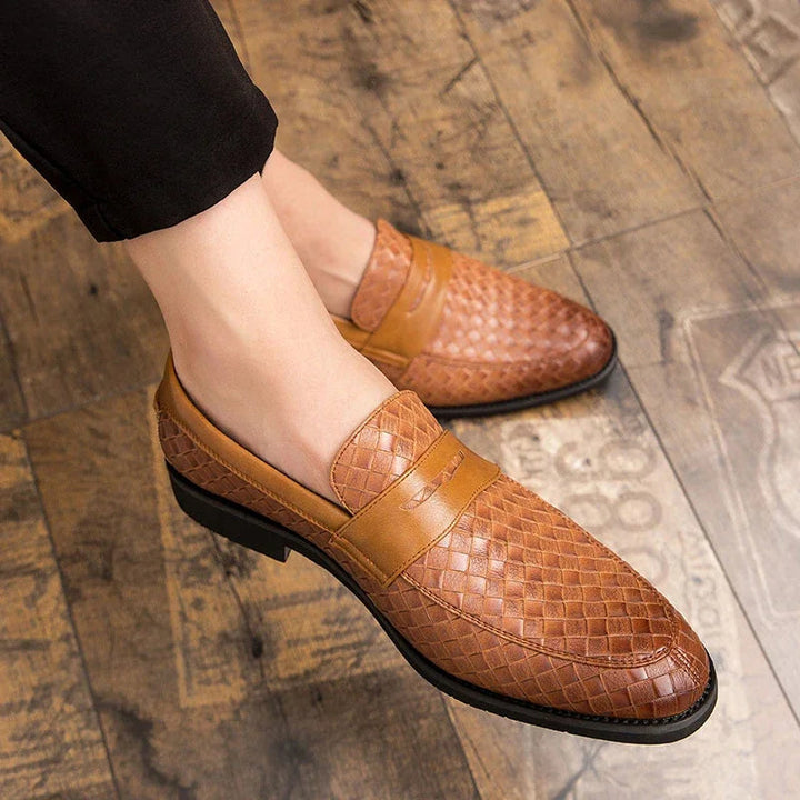 Elegantne Kootud Loafers
