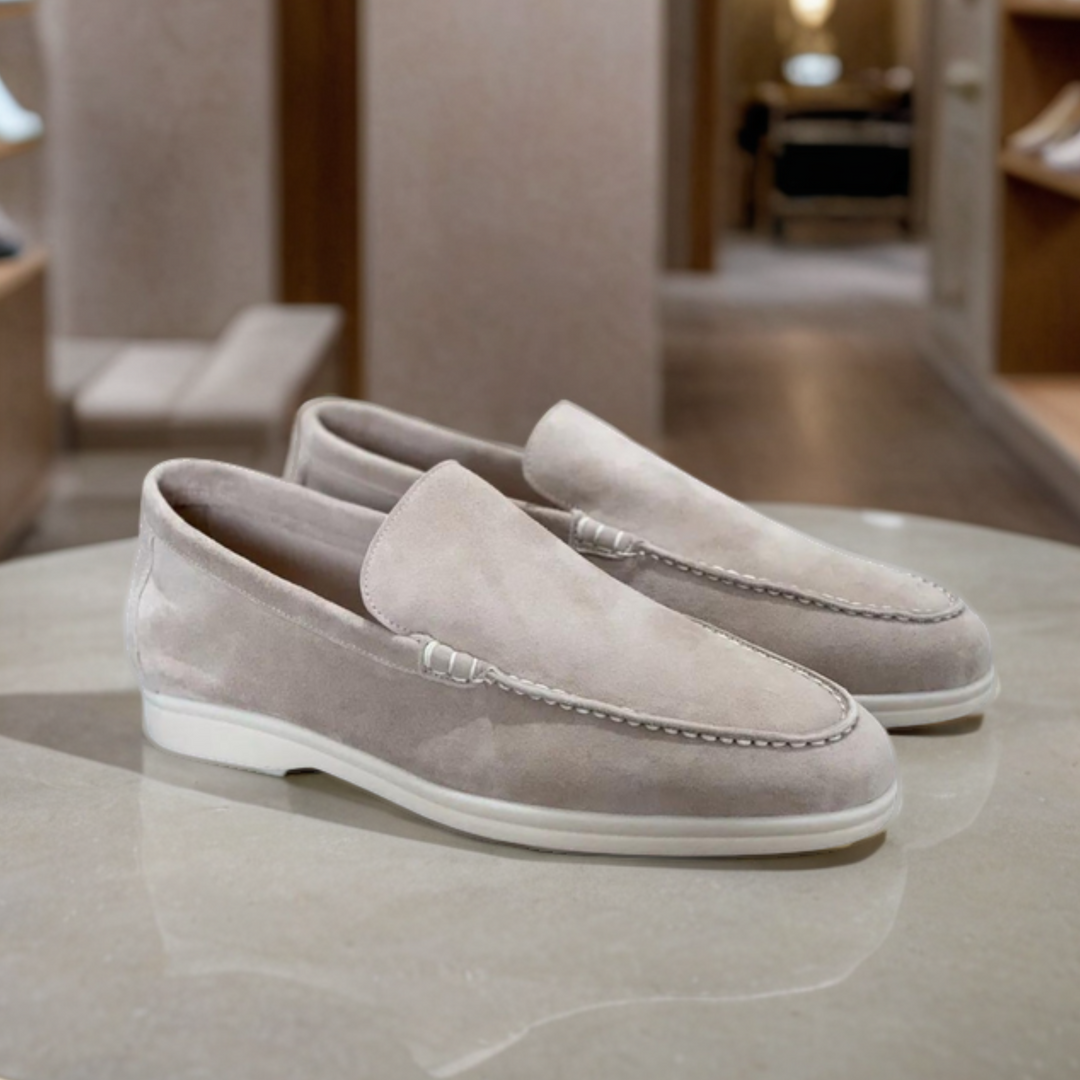 Premium samet Loafers
