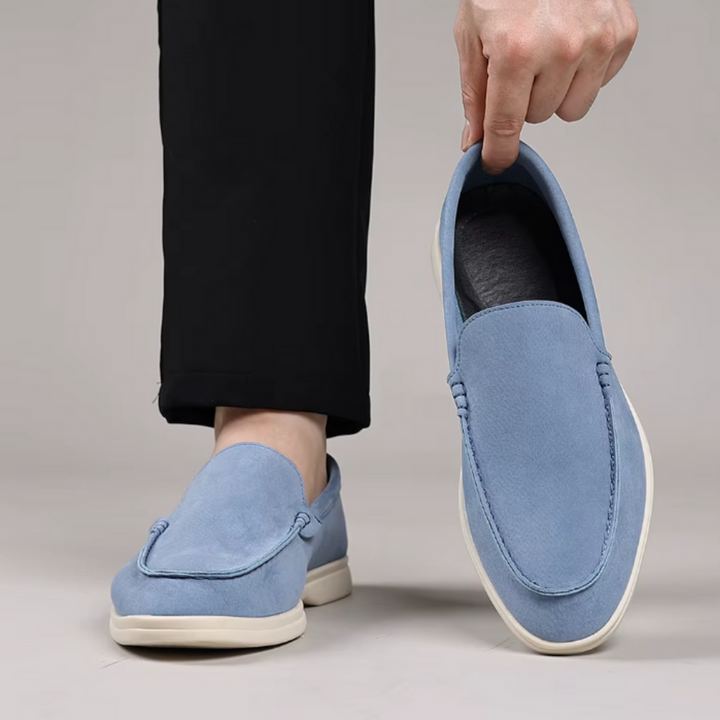 Klassikalised suede Loafers