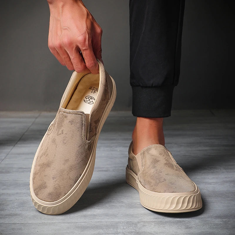 Igapäevased slip-on kingad