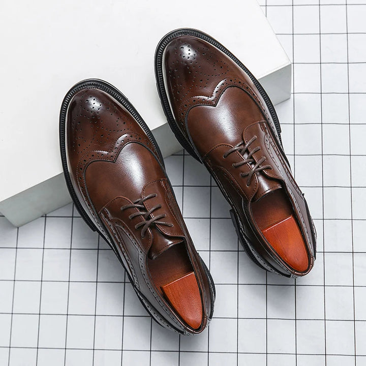 Elegantne nahkne brogue-king