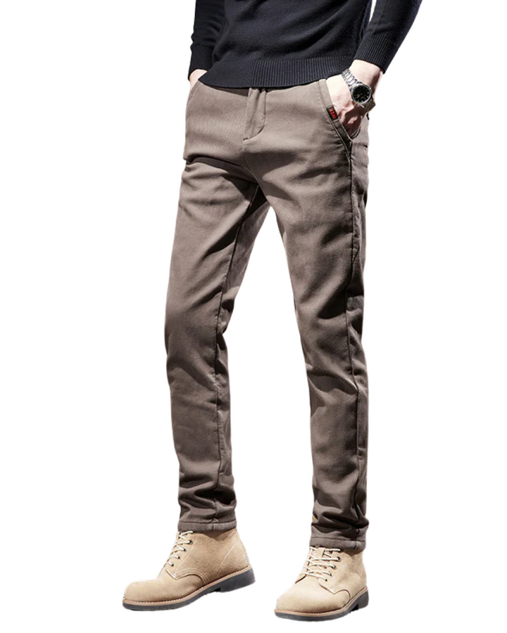 Vabaaja Slim Fit Püksid