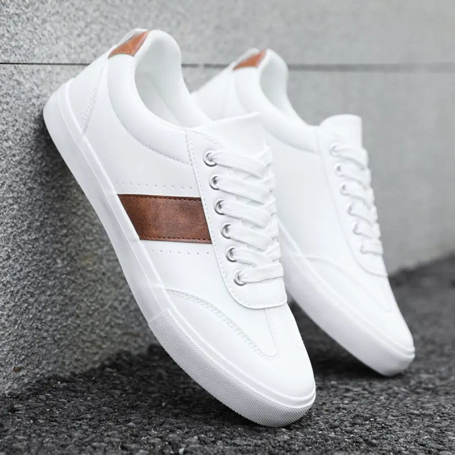 Elegantne Nahast Sneaker