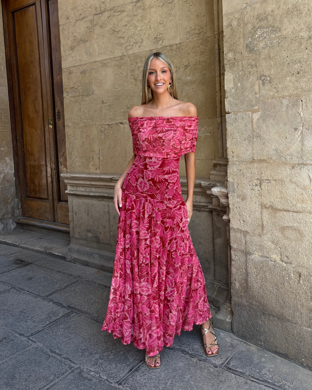 Roosa Sorano Kleid - Eelmäärimine, Toode Saadaval 6. Aprillil