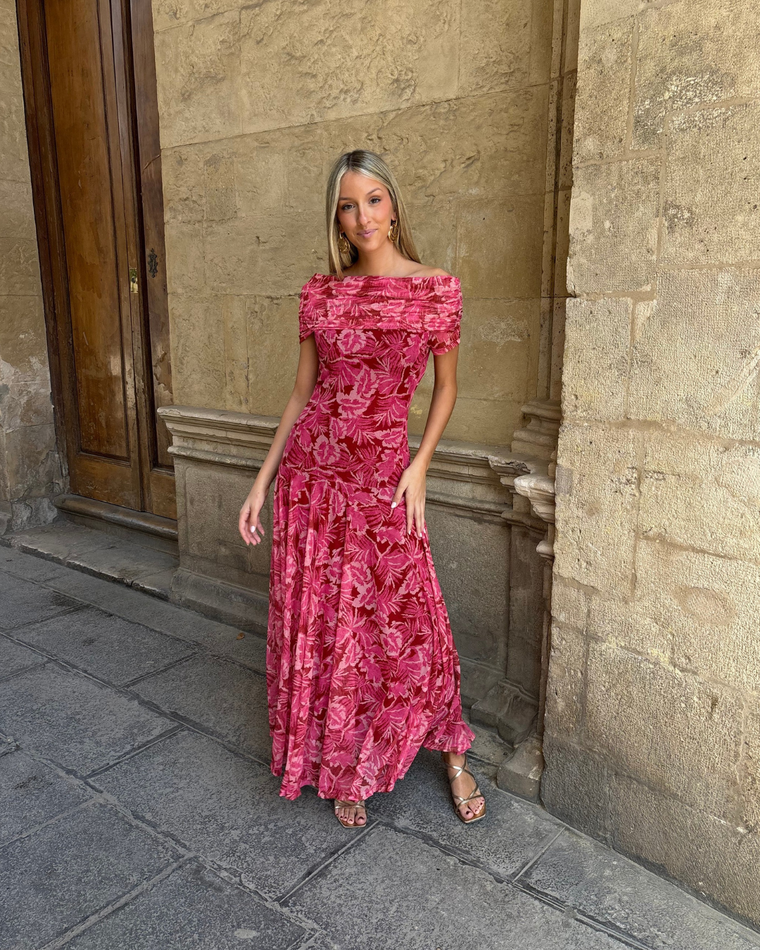 Roosa Sorano Kleid - Eelmäärimine, Toode Saadaval 6. Aprillil
