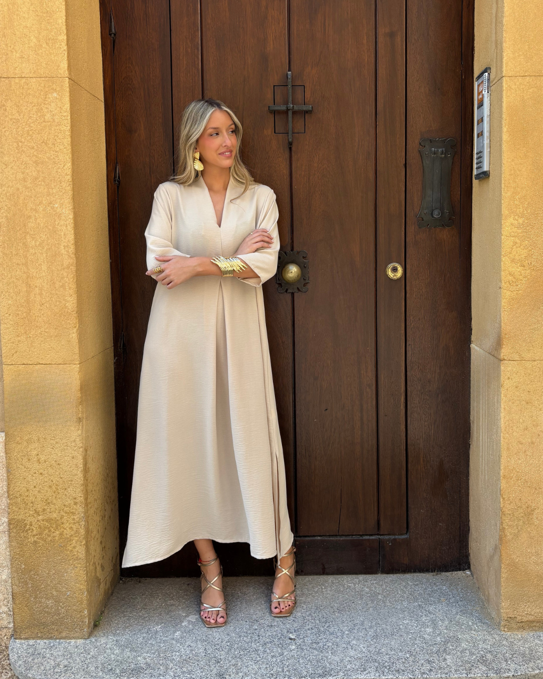 Beige Laura kleit