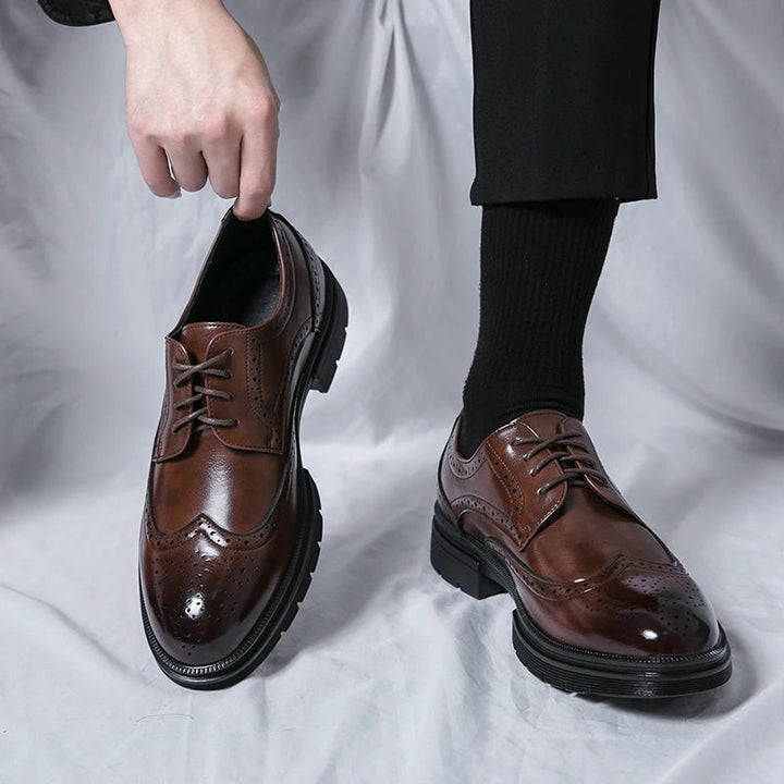 Elegantne nahkne brogue-king