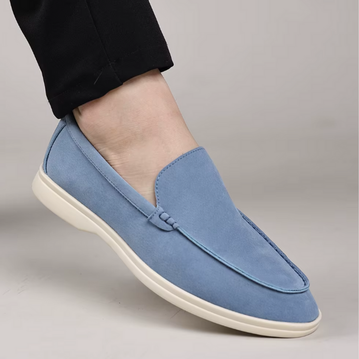 Klassikalised suede Loafers