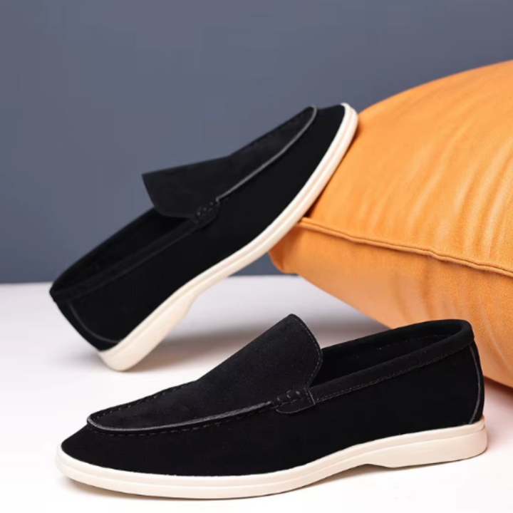 Klassikalised suede Loafers