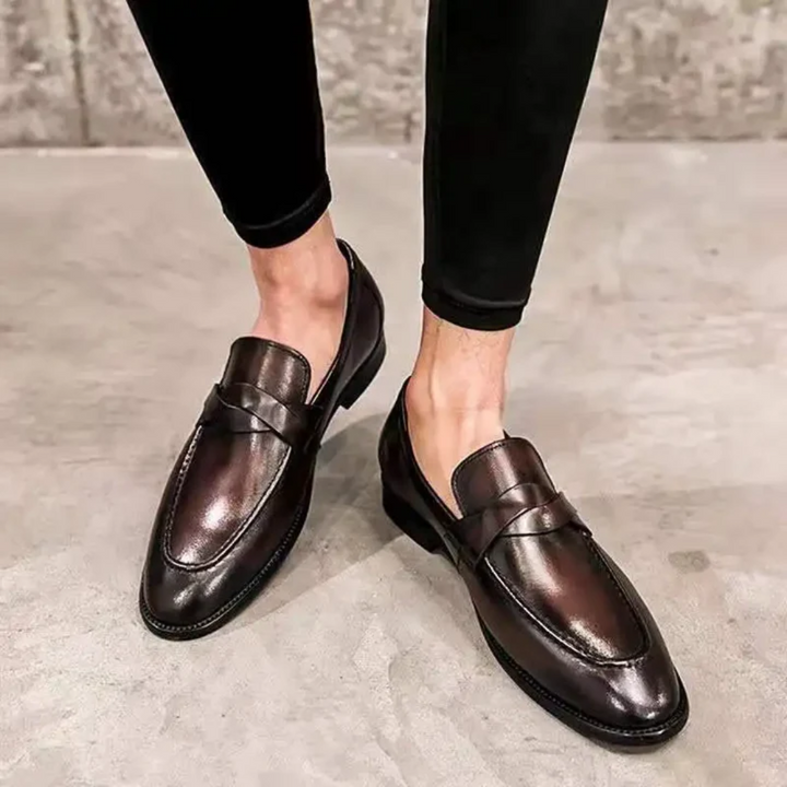 Šikid nahast loafers