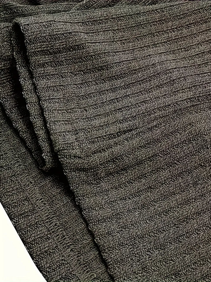 Elegantne mustriga T-särk