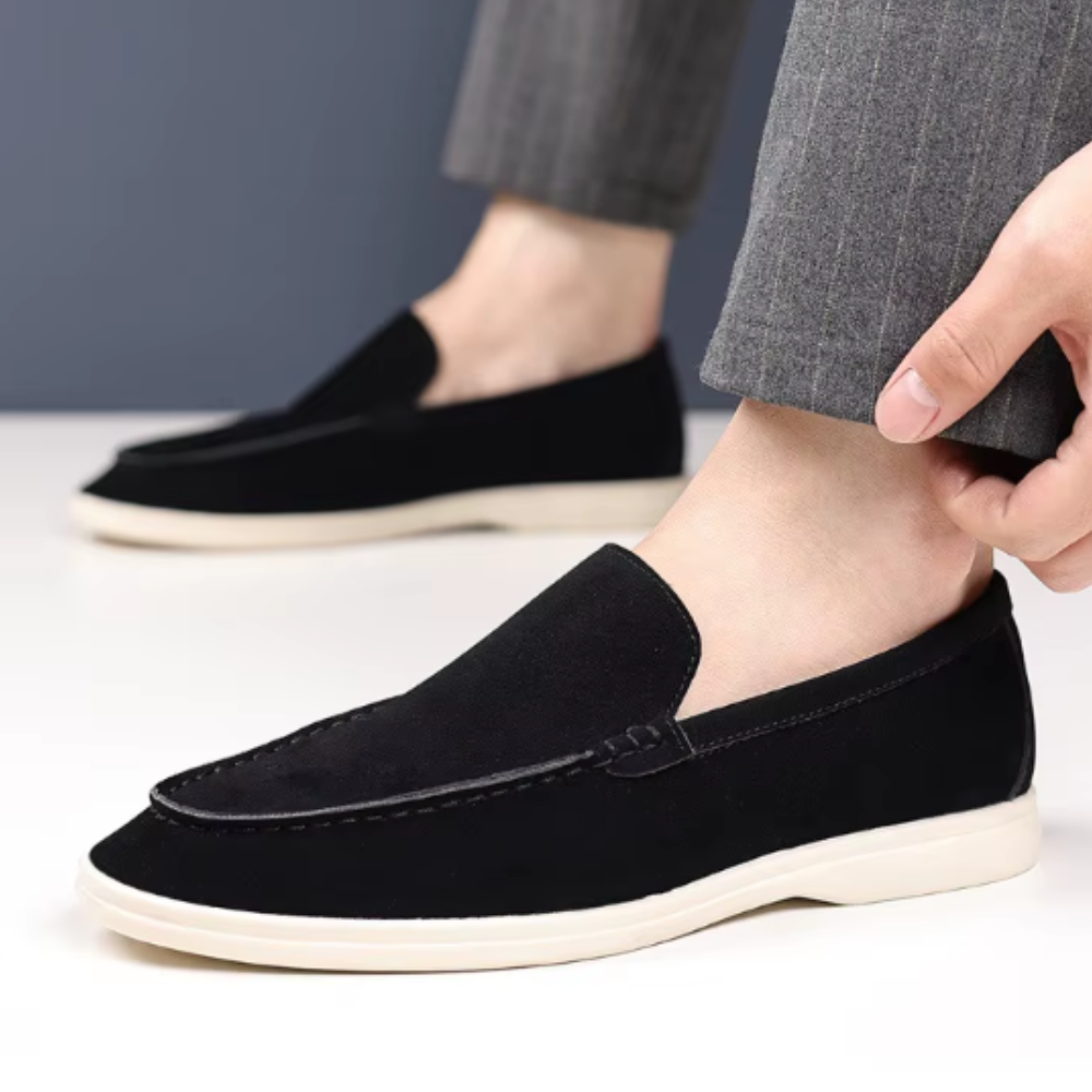 Klassikalised suede Loafers