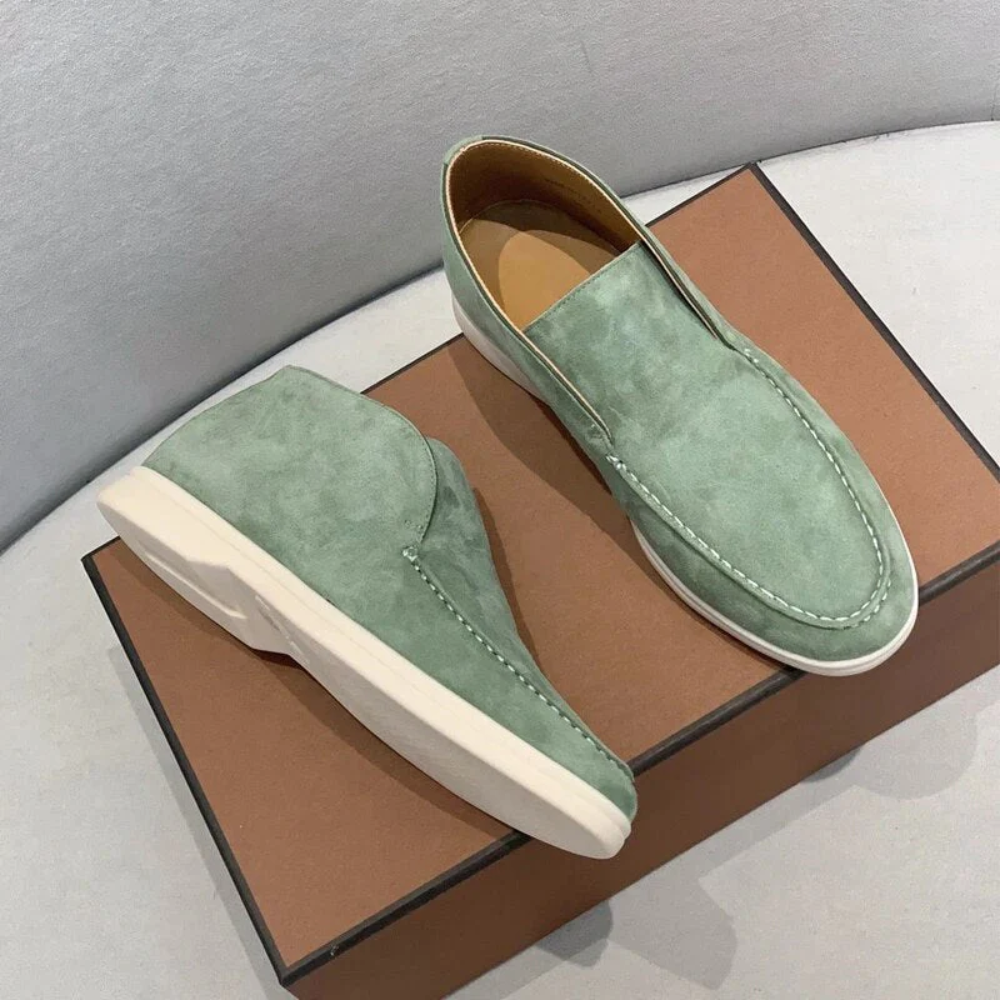 Igasugused suède Loafers