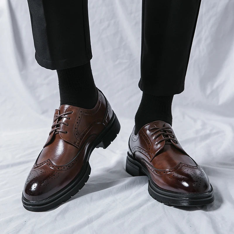 Elegantne nahkne brogue-king