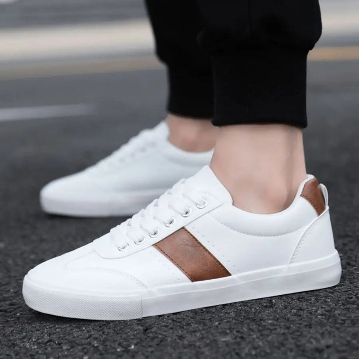 Elegantne Nahast Sneaker