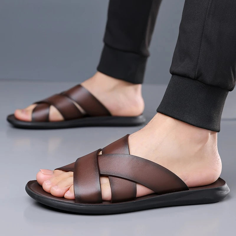 Elegantne nahast meeste suss