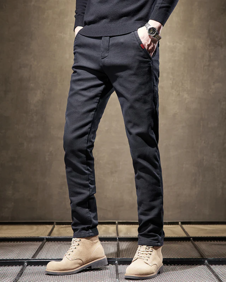 Vabaaja Slim Fit Püksid