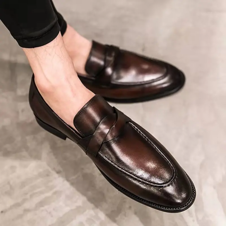 Šikid nahast loafers