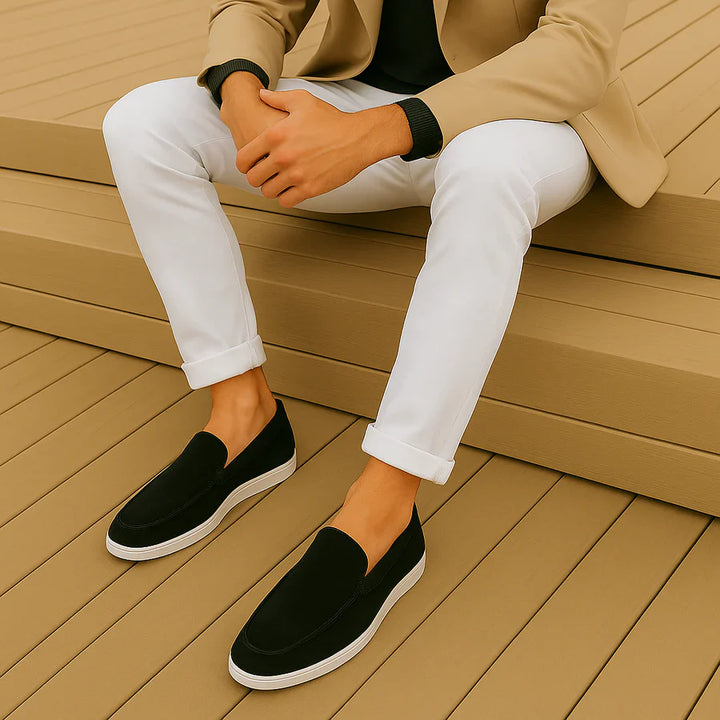 Igapäevased sametist loafers