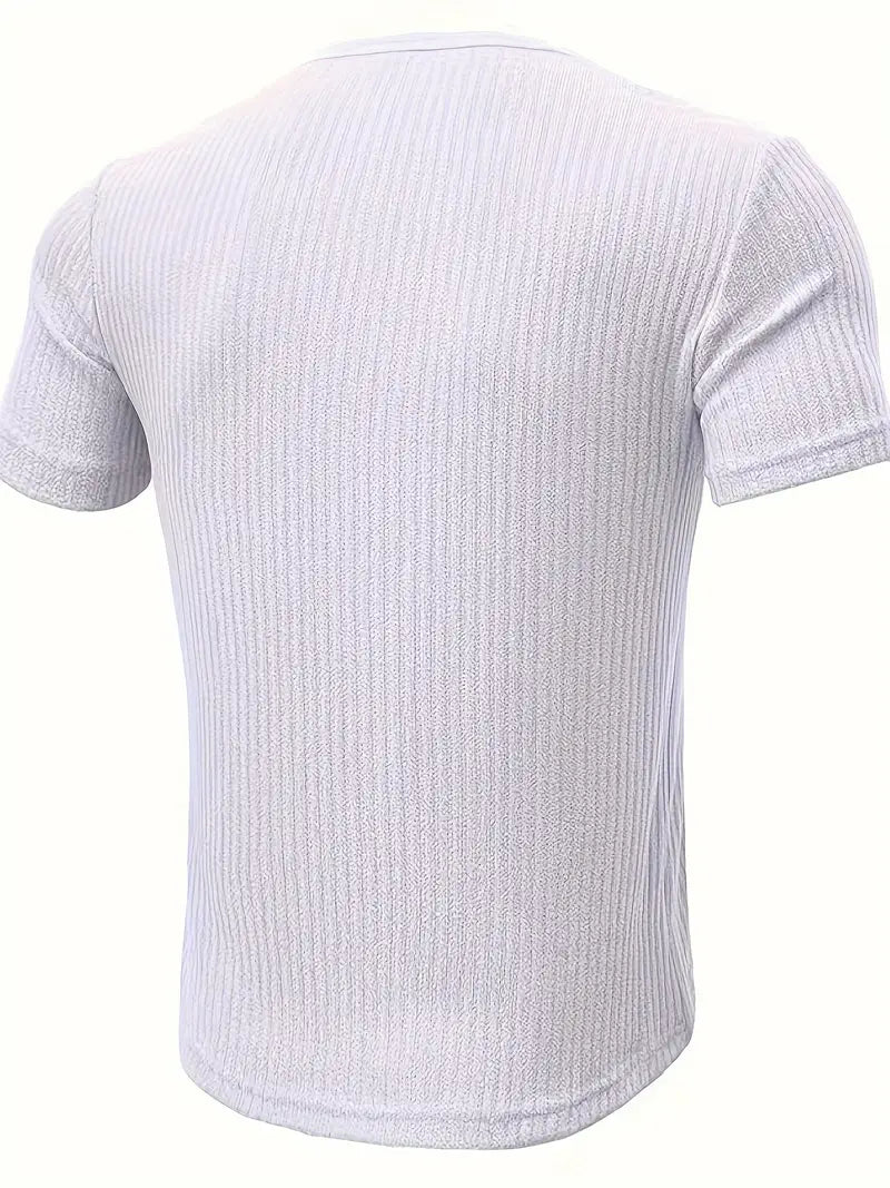 Elegantne mustriga T-särk