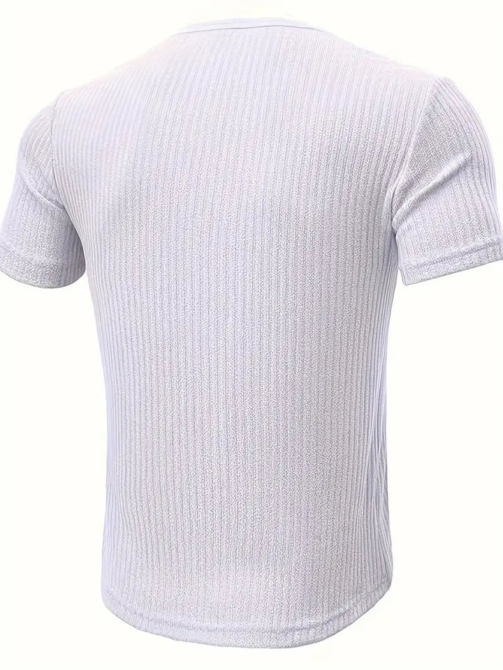 Elegantne mustriga T-särk