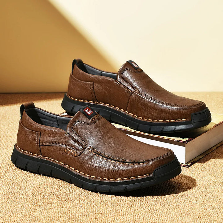 Elegantne Nahast Slip-On Kingad