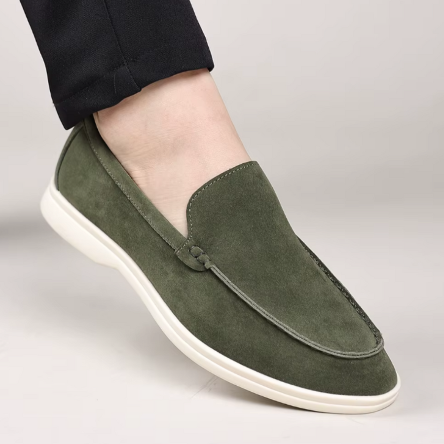 Klassikalised suede Loafers