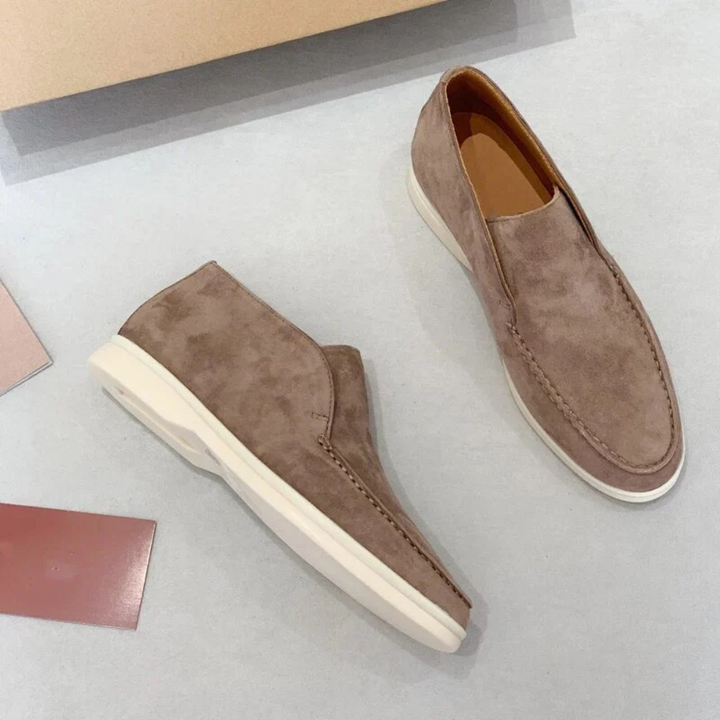 Igasugused suède Loafers