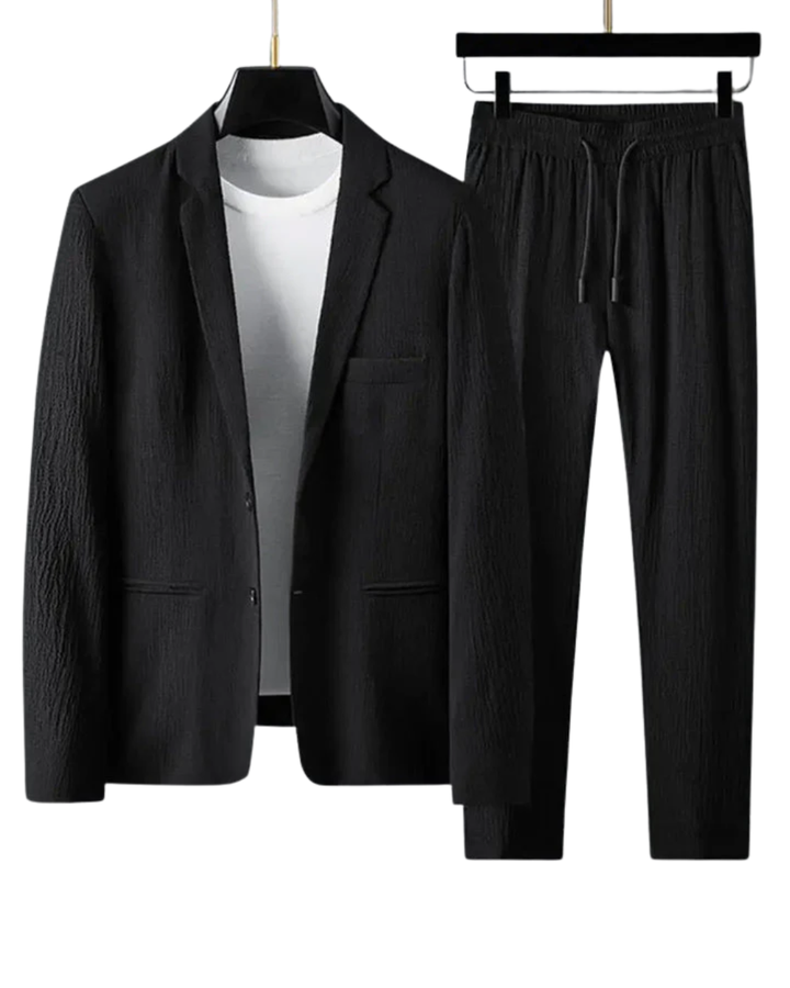 Mugav ja elegantne komplekt