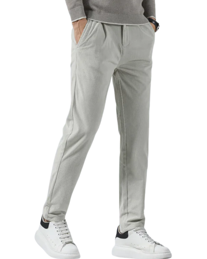 Igapäevased corduroy püksid