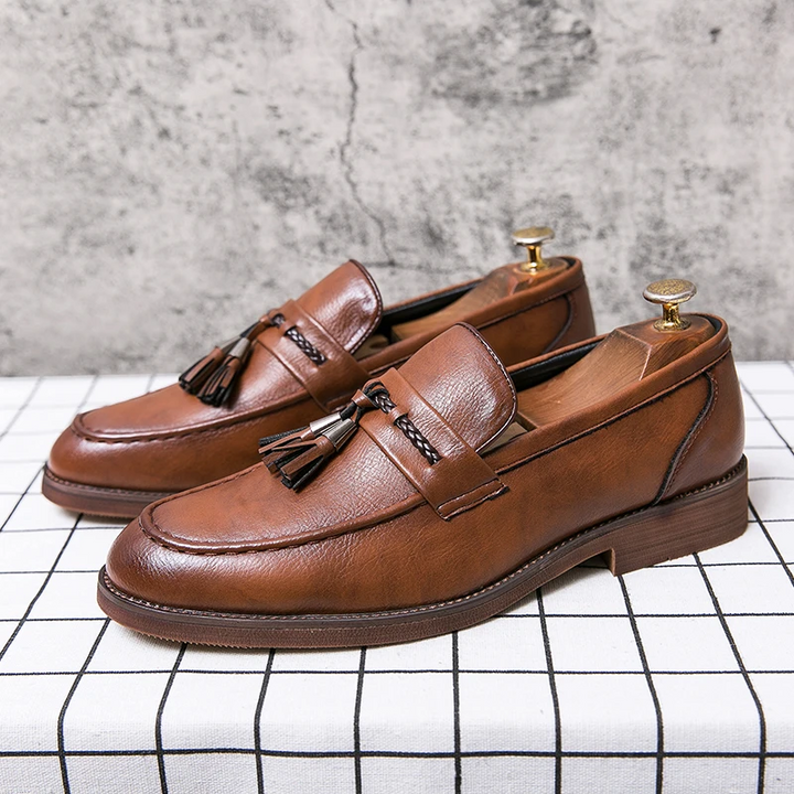 Leren Loafers kwastidega