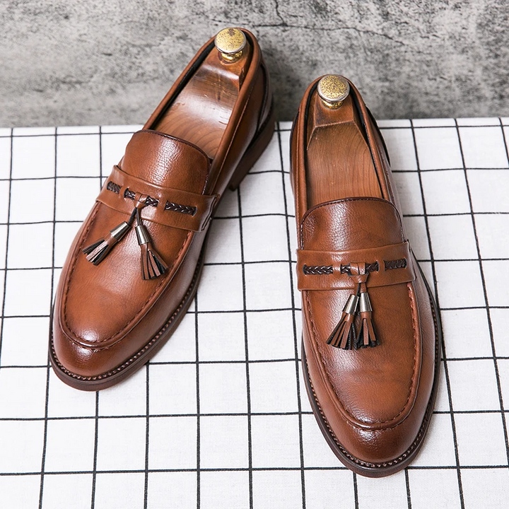 Leren Loafers kwastidega