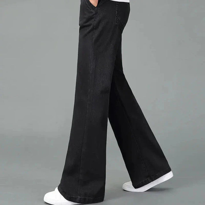 MEESTE FLARE BOOT CUT JEANS