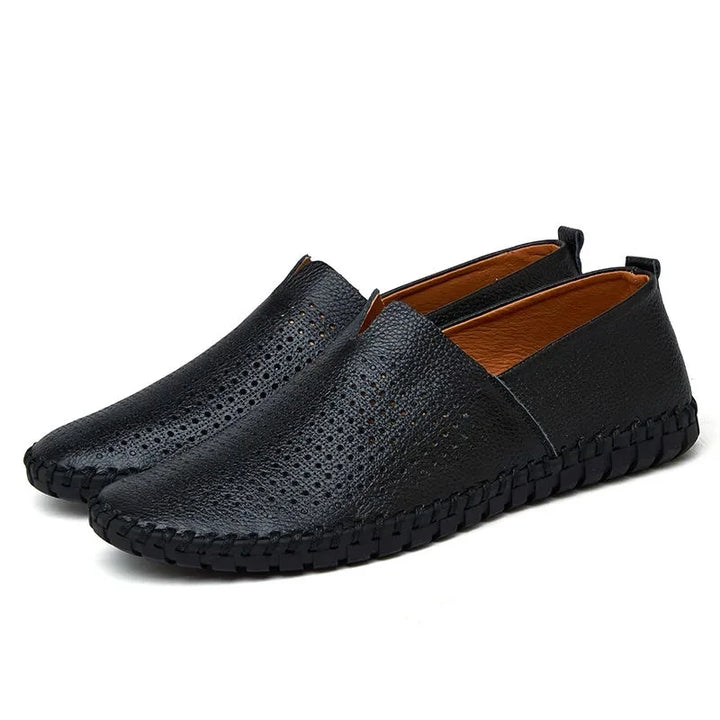 Hingavad nahast loafers