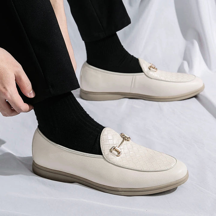 Šikid nahast loafers