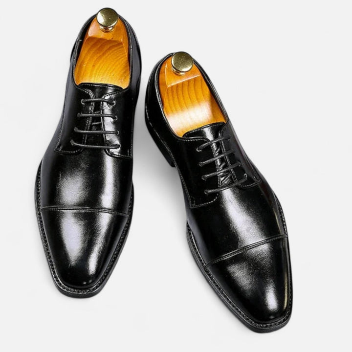 Elegantne nahast kleitking