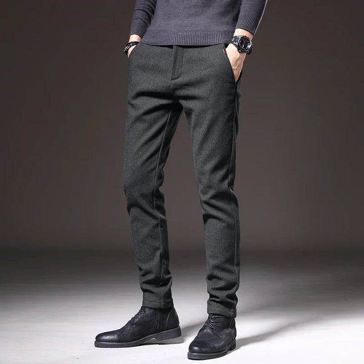 Šikk slim fit püksid