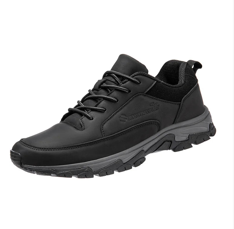 Elegantne nahkne ronimissuss