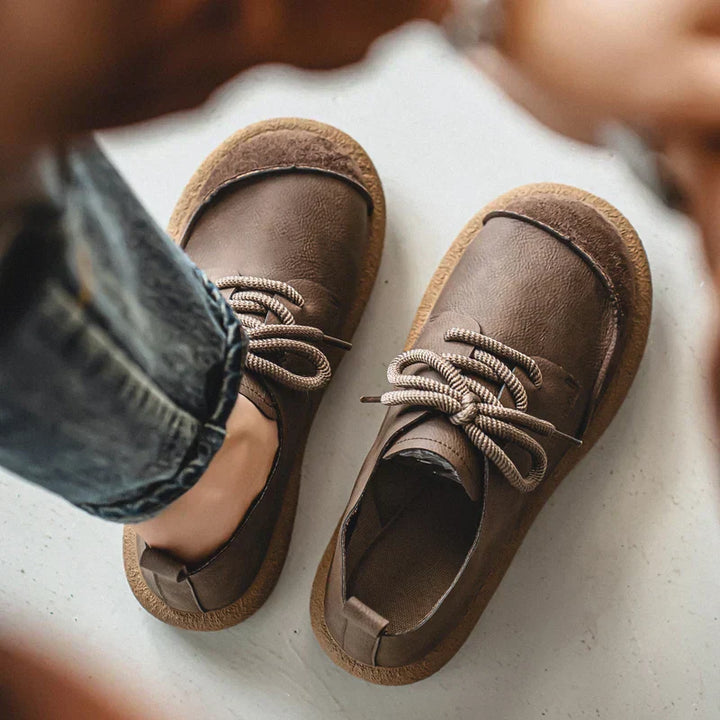 Elegantne Suede Kingad