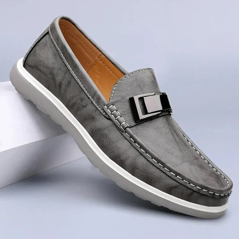 Luksuslikud nahast loafersid