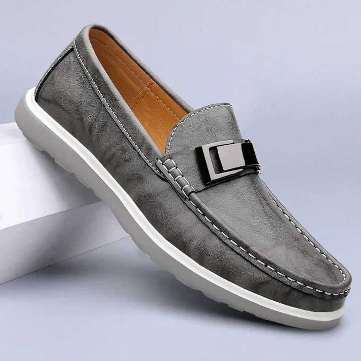 Luksuslikud nahast loafersid