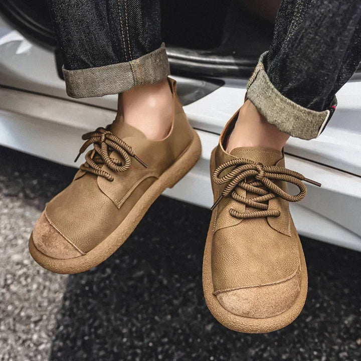Elegantne Suede Kingad