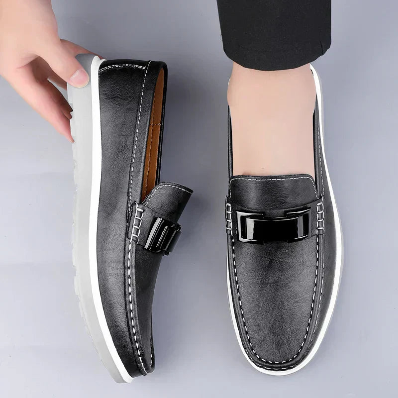 Luksuslikud nahast loafersid