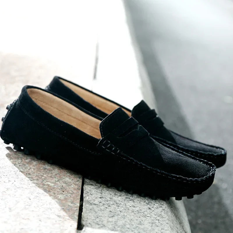 Igapäevased sametist Loafers