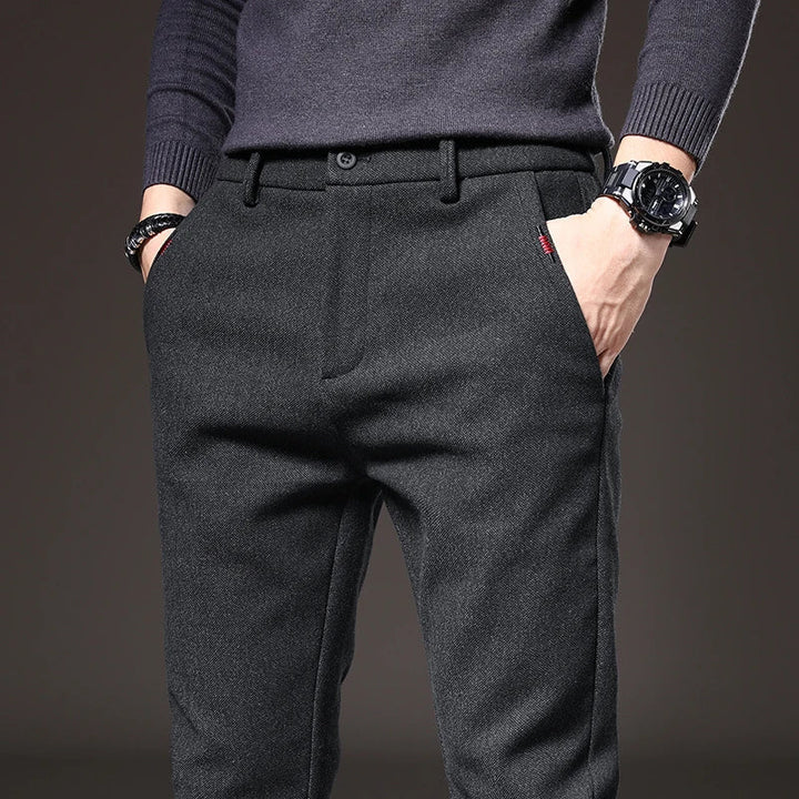 Šikk slim fit püksid