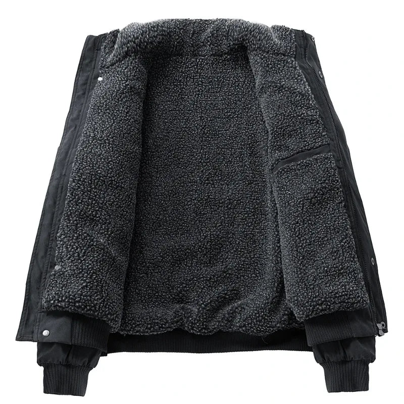 Elegantne pufferjakki fliisvoodriga