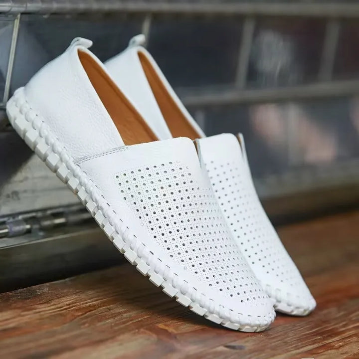 Elegantne, hingav nahk Loafer