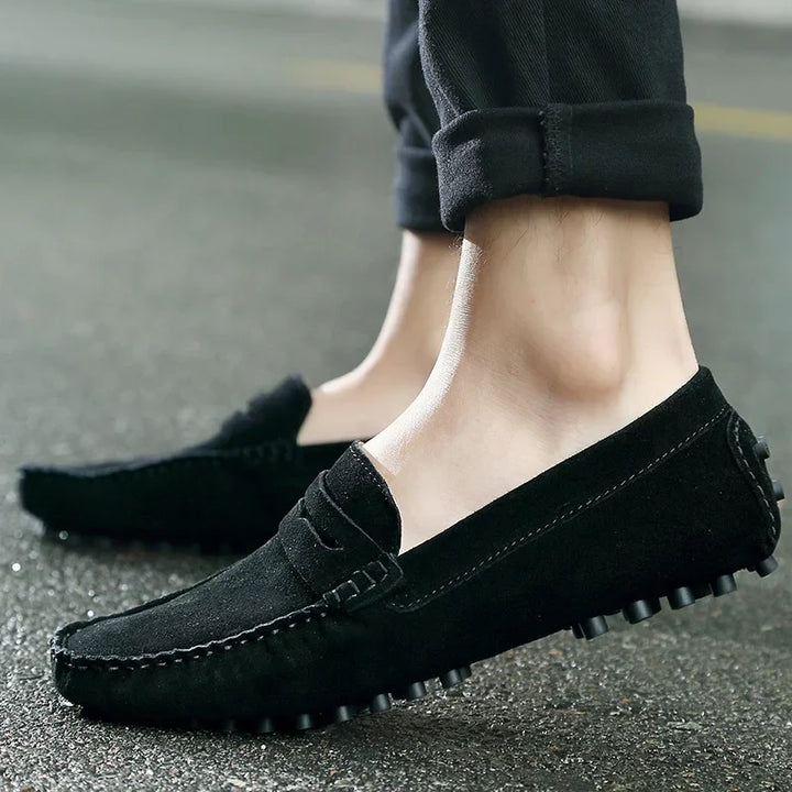 Igapäevased sametist Loafers