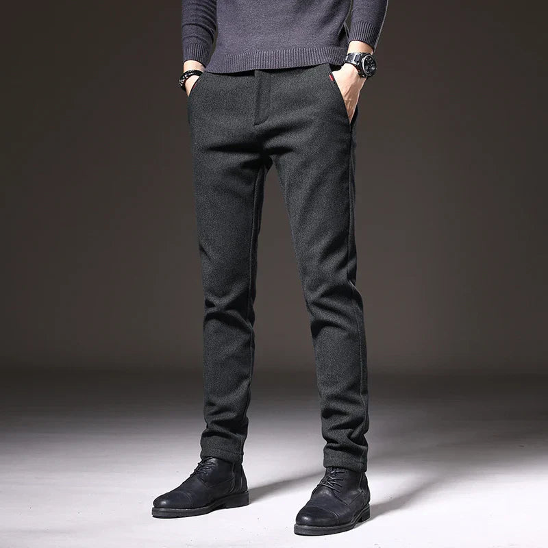 Šikk slim fit püksid