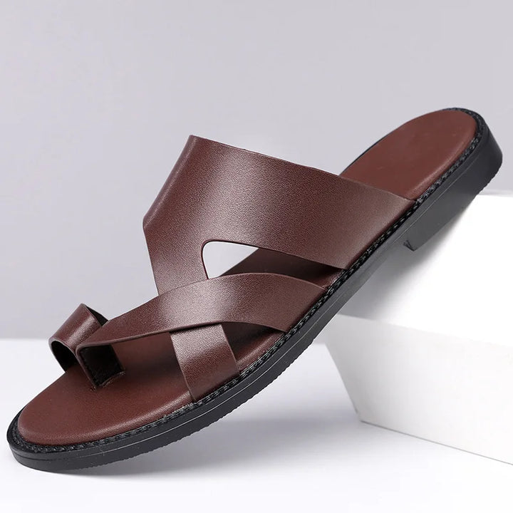 Elegantne nahast sussid